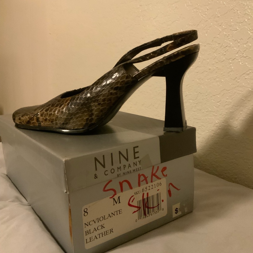 Nine and Company snake skin square toe pumps